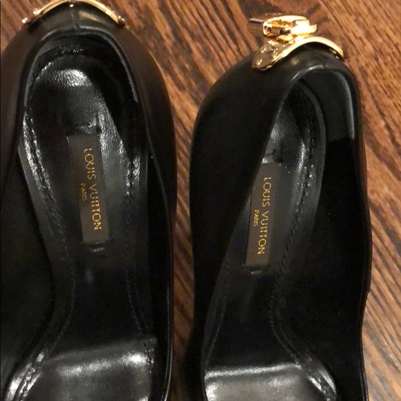 Louis Vuitton peep hole heels - Picture 7 of 8